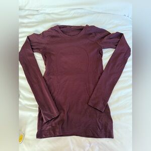 Lululemon long sleeve swiftly